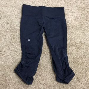 Lululemon in the flow Crops